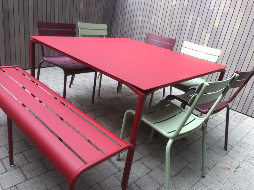 Table Calvi et assises Luxembourg de Fermob